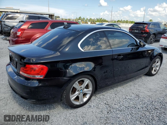 2012 BMW 1 Series 128i with VIN WBAUP7C56CVP23806, listed as a Copart auction lot 62339235 with 105,776 mi miles and Salvage title. Bid and sale history available at DreamBid. Image 3.