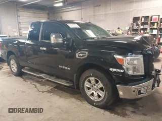 2017 Nissan Titan SV с VIN 1N6AA1C55HN569209, выставлен на аукционе IAAI как лот 41210988 с пробегом 90 671 миль миль и . История ставок и продаж доступна на DreamBid. Изображение 1.