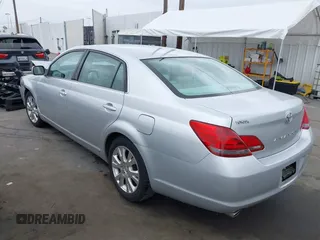 2008 Toyota Avalon XL with VIN 4T1BK36B18U283781, listed as a IAAI auction lot 42146934 with 59,809 mi miles. Bid and sale history available at carsss.com. Image 3.