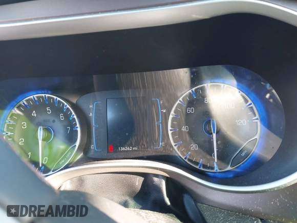 2017 Chrysler Pacifica Touring L with VIN 2C4RC1BG2HR526503, listed as a IAAI auction lot 40264571 with 136,262 mi miles and . Bid and sale history available at DreamBid. Image 7.