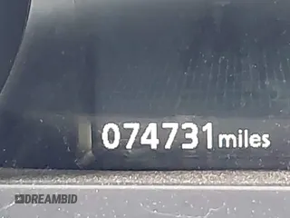 2021 Mitsubishi Outlander SE z VIN JA4APVAU9MU022067, wystawiony jako IAAI lot #42424354 z przebiegiem 74 731 mil mil oraz . Historia ofert i sprzedaży dostępna na DreamBid. Obrazek 14.