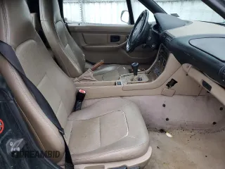 2000 BMW Z3 2.8 z VIN 4USCH3341YLF43502, wystawiony jako Copart lot #44773415 z przebiegiem 168 390 mil mil oraz Szkoda całkowita • Salvage title. Historia ofert i sprzedaży dostępna na DreamBid. Obrazek 10.