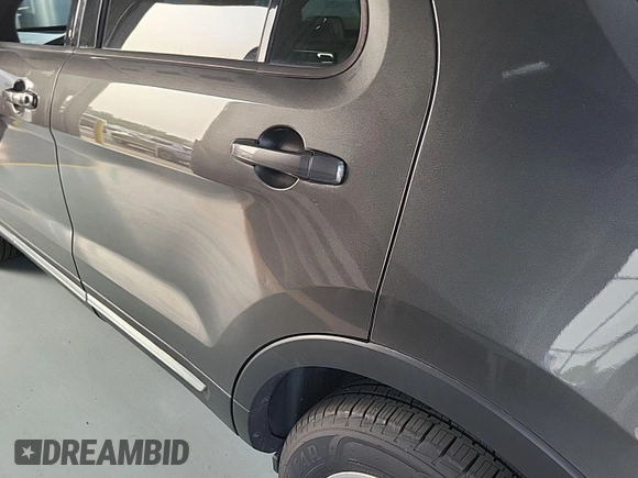 2017 Ford Explorer XLT z VIN 1FM5K8D89HGD08040, wystawiony jako IAAI lot #42516623 z przebiegiem 50 937 mil mil oraz . Historia ofert i sprzedaży dostępna na DreamBid. Obrazek 20.