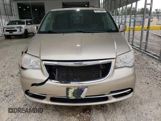 2014 Chrysler Town & Country Touring z VIN 2C4RC1BG0ER293958, wystawiony jako Copart lot #52172065 z przebiegiem 139 922 mil mil oraz Szkoda całkowita • Salvage title. Historia ofert i sprzedaży dostępna na DreamBid. Obrazek 5.