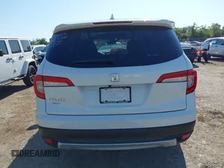 2021 Honda Pilot EX-L with VIN 5FNYF5H53MB006638, listed as a IAAI auction lot 41994463 with 101,786 mi miles. Bid and sale history available at carsss.com. Image 16.