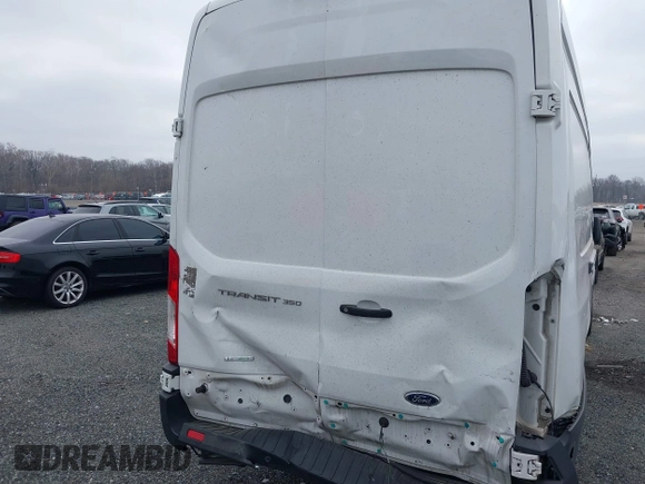 2019 Ford Transit with VIN 1FTBW3XG6KKA58407, listed as a IAAI auction lot 41790652 with 175,288 mi miles and . Bid and sale history available at DreamBid. Image 16.