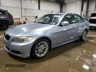 2010 BMW 3 Series 328i xDrive z VIN WBAPK5C54AA647135, wystawiony jako Copart lot #45022455 z przebiegiem 87 685 mil mil oraz Szkoda całkowita • Salvage title. Historia ofert i sprzedaży dostępna na DreamBid. Obrazek 1.