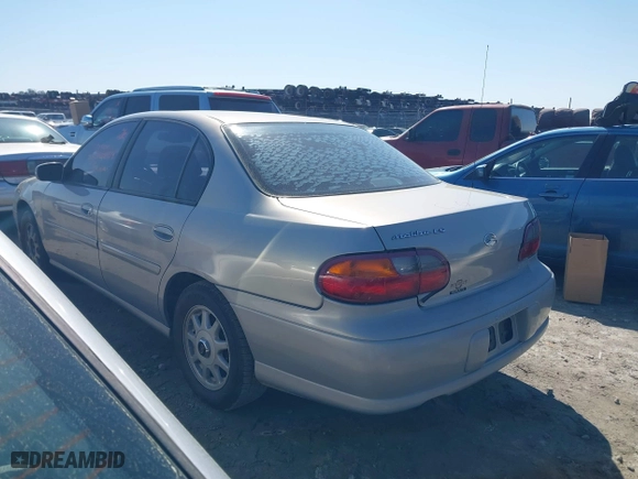 1997 Chevrolet Malibu LS with VIN 1G1NE52M8VY107867, listed as a IAAI auction lot 41766004 with 165,647 mi miles. Bid and sale history available at carsss.com. Image 3.