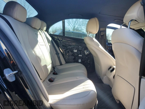2017 Mercedes-Benz E 300 Luxury with VIN WDDZF4KB9HA013675, listed as a Copart auction lot 89335225 with 69,128 mi miles and Salvage title. Bid and sale history available at DreamBid. Image 10.