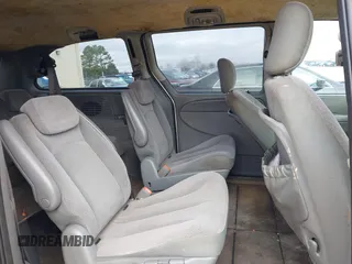 2006 Chrysler Town & Country LWB Touring with VIN 2A4GP54LX6R859617, listed as a IAAI auction lot 41484842 with 283,845 mi miles. Bid and sale history available at carsss.com. Image 8.