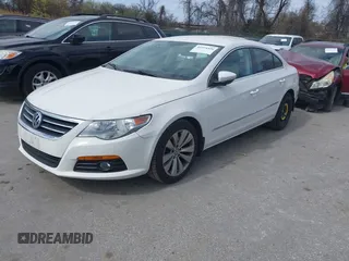 2010 Volkswagen CC Sport with VIN WVWML7AN5AE512367, listed as a IAAI auction lot 41924326 with 125,162 mi miles. Bid and sale history available at carsss.com. Image 2.