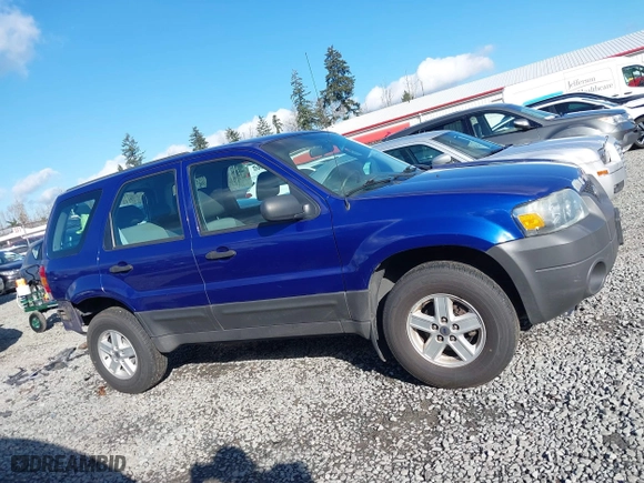 2006 Ford Escape XLS with VIN 1FMYU92Z36KC28266, listed as a IAAI auction lot 41744961 with 94,706 mi miles. Bid and sale history available at carsss.com. Image 14.