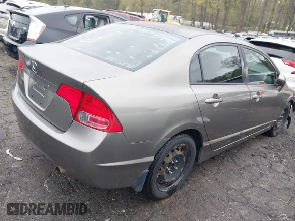 2008 Honda Civic LX with VIN 2HGFA16588H352185, listed as a IAAI auction lot 41917952 with 195,612 mi miles and . Bid and sale history available at DreamBid. Image 4.