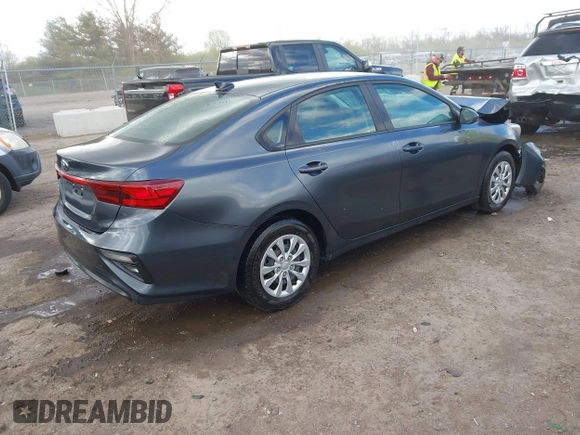 2021 Kia Forte LXS with VIN 3KPF24AD3ME303347, listed as a IAAI auction lot 42014410 with 80,618 mi miles. Bid and sale history available at carsss.com. Image 4.