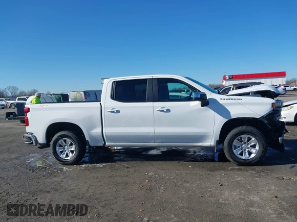 2021 Chevrolet Silverado 1500 LT with VIN 1GCUYDED2MZ377265, listed as a IAAI auction lot 41392703 with 109,352 mi miles. Bid and sale history available at carsss.com. Image 13.