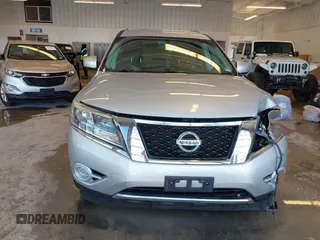 2016 Nissan Pathfinder Platinum with VIN 5N1AR2MM1GC636319, listed as a IAAI auction lot 41604985 with 138,053 mi miles. Bid and sale history available at carsss.com. Image 12.