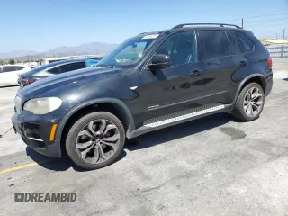 2011 BMW X5 50i with VIN 5UXZV8C5XBLL67888, listed as a Copart auction lot 63864925 with 158,642 mi miles and Clean title. Bid and sale history available at DreamBid. Image 1.