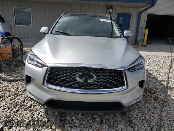 2019 Infiniti QX50 Luxe z VIN 3PCAJ5M38KF125979, wystawiony jako Copart lot #57863035 z przebiegiem 84 048 mil mil oraz Czysty tytuł • Clean title. Historia ofert i sprzedaży dostępna na DreamBid. Obrazek 5.