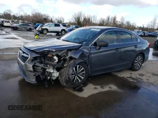 2018 Subaru Legacy z VIN 4S3BNAB67J3028010, wystawiony jako Copart lot #47671575 z przebiegiem 127 802 mil mil oraz Szkody całkowita. Historia ofert i sprzedaży dostępna na DreamBid. Obrazek 1.