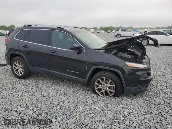 2015 Jeep Cherokee Latitude with VIN 1C4PJMCB7FW515387, listed as a Copart auction lot 51426935 with 68,278 mi miles and Salvage Title. Bid and sale history available at carsss.com. Image 4.