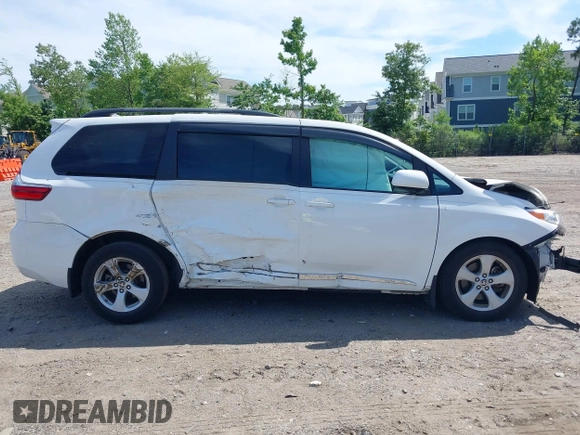 2020 Toyota Sienna LE Auto Access Seat with VIN 5TDKZ3DCXLS059272, listed as a IAAI auction lot 42279808 with 2 mi miles and . Bid and sale history available at DreamBid. Image 14.