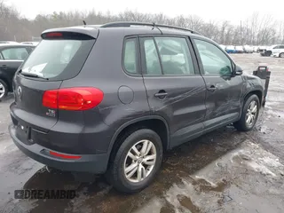 2016 Volkswagen Tiguan R-Line with VIN WVGBV7AX8GW592927, listed as a IAAI auction lot 41521533 with 79,563 mi miles and . Bid and sale history available at DreamBid. Image 4.