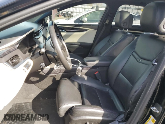 2013 Cadillac XTS Platinum z VIN 2G61V5S32D9227585, wystawiony jako Copart lot #49172025 z przebiegiem 124 646 mil mil oraz Czysty tytuł • Clean title. Historia ofert i sprzedaży dostępna na DreamBid. Obrazek 7.