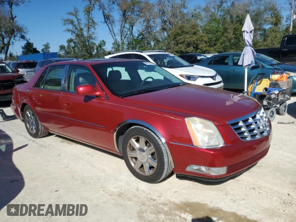 2007 Cadillac DTS V8 z VIN 1G6KD57Y67U181293, wystawiony jako Copart lot #48122555 z przebiegiem 137 962 mil mil oraz Szkody całkowita. Historia ofert i sprzedaży dostępna na DreamBid. Obrazek 4.