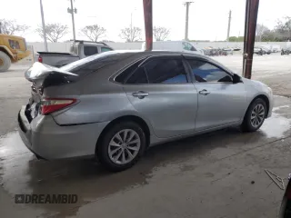 2015 Toyota Camry XLE with VIN 4T1BF1FK6FU057211, listed as a Copart auction lot 54136915 with 120,813 mi miles and Salvage Title. Bid and sale history available at carsss.com. Image 3.