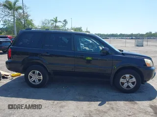 2005 Honda Pilot EX-L z VIN 5FNYF18515B042452, wystawiony jako IAAI lot #42270016 z przebiegiem 227 743 mil mil oraz . Historia ofert i sprzedaży dostępna na DreamBid. Obrazek 14.