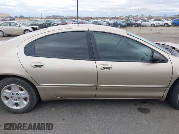 2004 Dodge Intrepid SE z VIN 2B3HD46R64H607124, wystawiony jako IAAI lot #41698169 z przebiegiem 117 465 mil mil oraz . Historia ofert i sprzedaży dostępna na DreamBid. Obrazek 13.