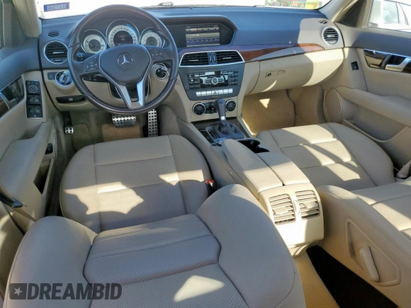 2014 Mercedes-Benz C 250 Sport with VIN WDDGF4HB5EA962960, listed as a Copart auction lot 62601655 with 34,620 mi miles and Salvage title. Bid and sale history available at DreamBid. Image 8.