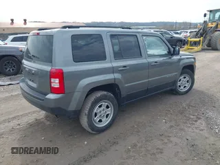 2012 Jeep Patriot Sport with VIN 1C4NJRBB1CD621282, listed as a IAAI auction lot 42005917 with 54,023 mi miles. Bid and sale history available at carsss.com. Image 4.