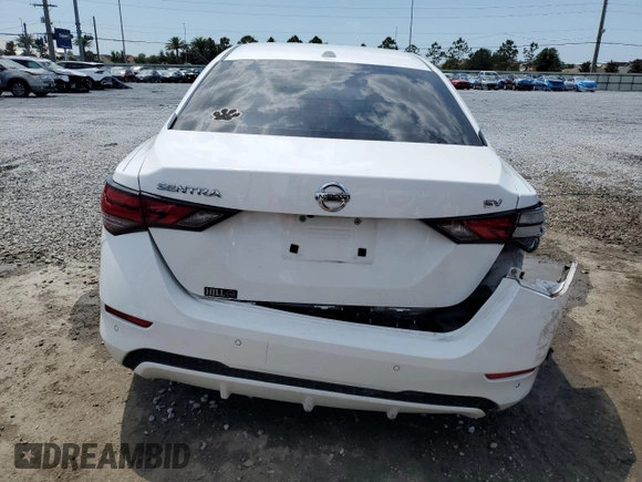 2021 Nissan Sentra SV z VIN 3N1AB8CV2MY252450, wystawiony jako Copart lot #54003805 z przebiegiem 80 156 mil mil oraz Nie do naprawy • Non repairable. Historia ofert i sprzedaży dostępna na DreamBid. Obrazek 6.