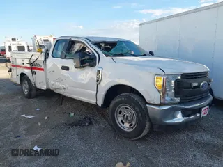2017 Ford F-350 with VIN 1FT7X3A64HED21245, listed as a IAAI auction lot 41624705 with 123,691 mi miles and . Bid and sale history available at DreamBid. Image 1.