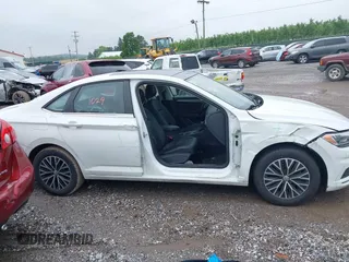 2019 Volkswagen Jetta S with VIN 3VWC57BUXKM068052, listed as a IAAI auction lot 42531029 with 65,273 mi miles and . Bid and sale history available at DreamBid. Image 13.