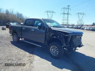 2021 Ford Super Duty F-250 SRW XL with VIN 1FT7W2B65MEC24092, listed as a IAAI auction lot 41904229 with 36,261 mi miles. Bid and sale history available at carsss.com. Image 1.