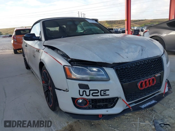 2010 Audi A5 Premium Plus with VIN WAULFAFH4AN020929, listed as a IAAI auction lot 41280631 with 90,882 mi miles. Bid and sale history available at carsss.com. Image 1.