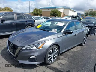 2022 Nissan Altima 2.5 SR with VIN 1N4BL4CV7NN421311, listed as a IAAI auction lot 41776437 with 39,049 mi miles. Bid and sale history available at carsss.com. Image 18.
