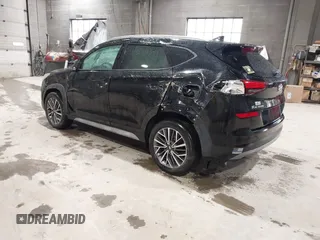 2019 Hyundai Tucson Sport z VIN KM8J33AL6KU938288, wystawiony jako IAAI lot #41849657 z przebiegiem 32 307 mil mil oraz . Historia ofert i sprzedaży dostępna na DreamBid. Obrazek 3.