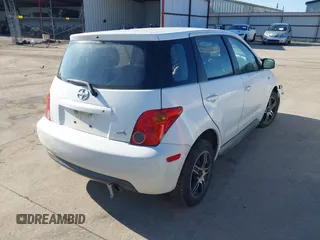 2004 Scion xA z VIN JTKKT624940065382, wystawiony jako IAAI lot #41162850 z przebiegiem 205 122 mil mil oraz . Historia ofert i sprzedaży dostępna na DreamBid. Obrazek 4.