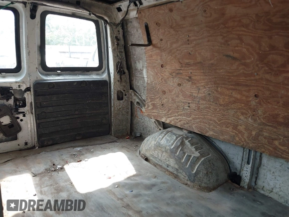 2008 Chevrolet Express Cargo Van with VIN 1GCGG25C181125426, listed as a IAAI auction lot 41726393 with 271,384 mi miles. Bid and sale history available at carsss.com. Image 8.