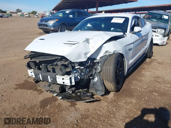 2021 Ford Mustang GT z VIN 1FA6P8CF5M5155372, wystawiony jako IAAI lot #41593975 z przebiegiem 52 168 mil mil oraz . Historia ofert i sprzedaży dostępna na DreamBid. Obrazek 2.