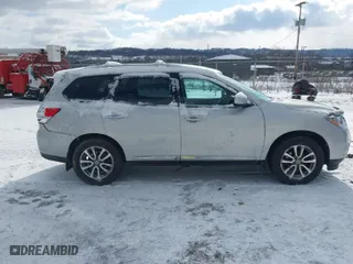 2015 Nissan Pathfinder Platinum with VIN 5N1AR2MM1FC675197, listed as a IAAI auction lot 41595067 with 96,135 mi miles. Bid and sale history available at carsss.com. Image 13.