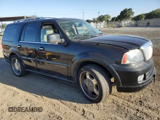 2005 Lincoln Navigator Luxury with VIN 5LMFU27525LJ12342, listed as a Copart auction lot 77229694 with 135,810 mi miles and Salvage Title. Bid and sale history available at carsss.com. Image 4.