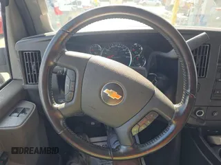 2021 Chevrolet Express Cargo с VIN 1GCWGAFP2M1166293, выставлен на аукционе IAAI как лот 42566387 с пробегом 116 410 миль миль и . История ставок и продаж доступна на DreamBid. Изображение 23.