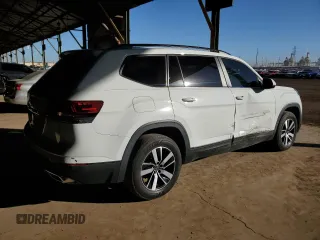 2021 Volkswagen Atlas SE with VIN 1V2DP2CA8MC501136, listed as a Copart auction lot 82998394 with 79,465 mi miles and Salvage title. Bid and sale history available at DreamBid. Image 3.