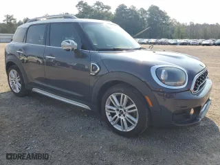 2019 MINI Countryman Cooper S with VIN WMZYT3C5XK3E95850, listed as a Copart auction lot 63079114 with 69,128 mi miles and Salvage Title. Bid and sale history available at carsss.com. Image 4.