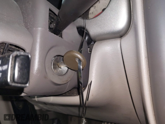 2005 Chrysler PT Cruiser Limited z VIN 3C8FY68B15T536816, wystawiony jako IAAI lot #42609232 z przebiegiem 200 227 mil mil oraz . Historia ofert i sprzedaży dostępna na DreamBid. Obrazek 11.