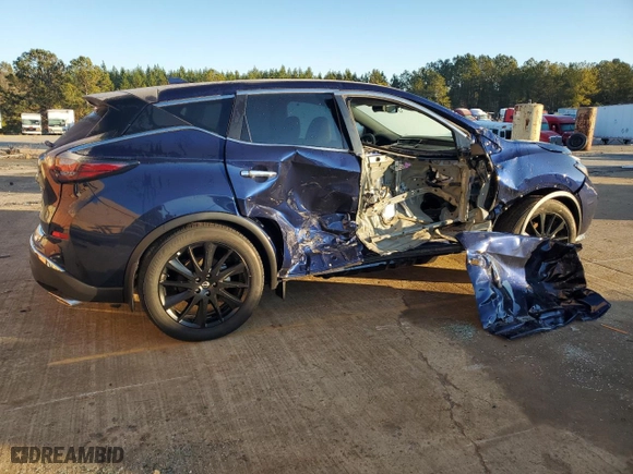 2024 Nissan Murano SL with VIN 5N1AZ2CJ3RC105262, listed as a Copart auction lot 83023564 with 13 mi miles and Salvage Title. Bid and sale history available at carsss.com. Image 3.